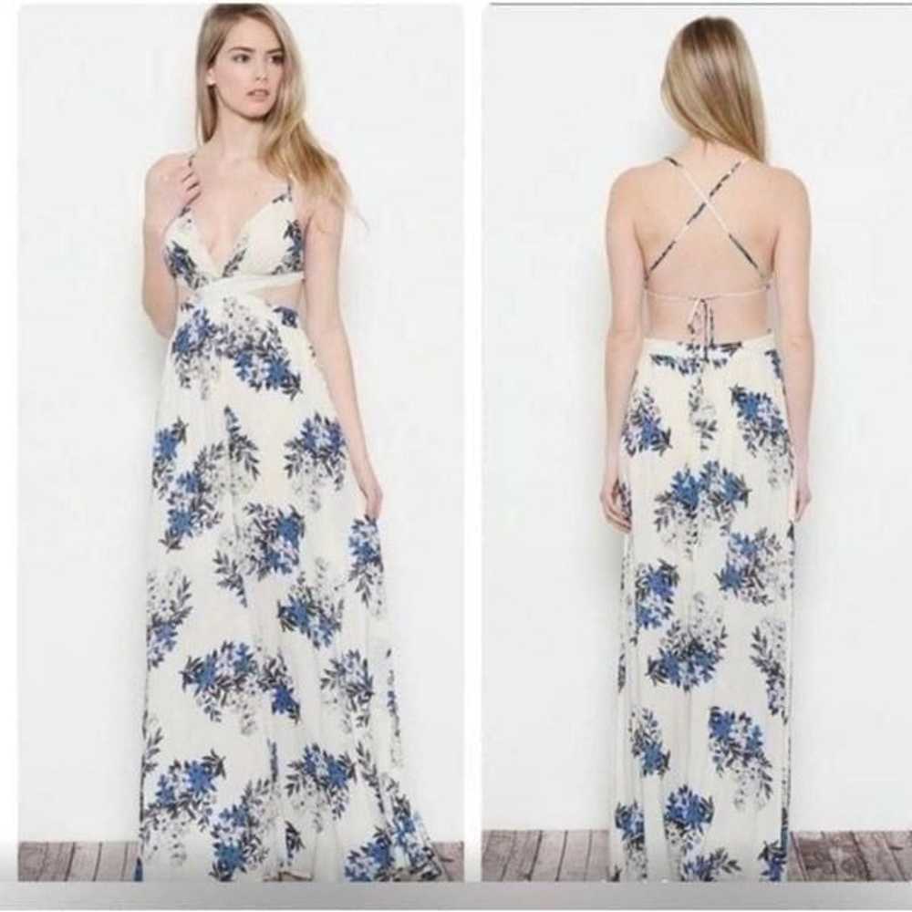 ILLa ILLa White Floral Print Maxi Dress, EUC - image 1