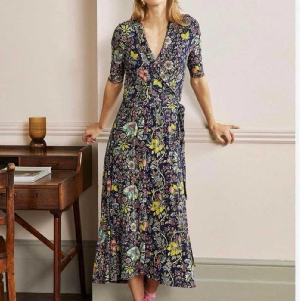 Boden Women's Lavinia wrap dress made of jersey i… - image 2