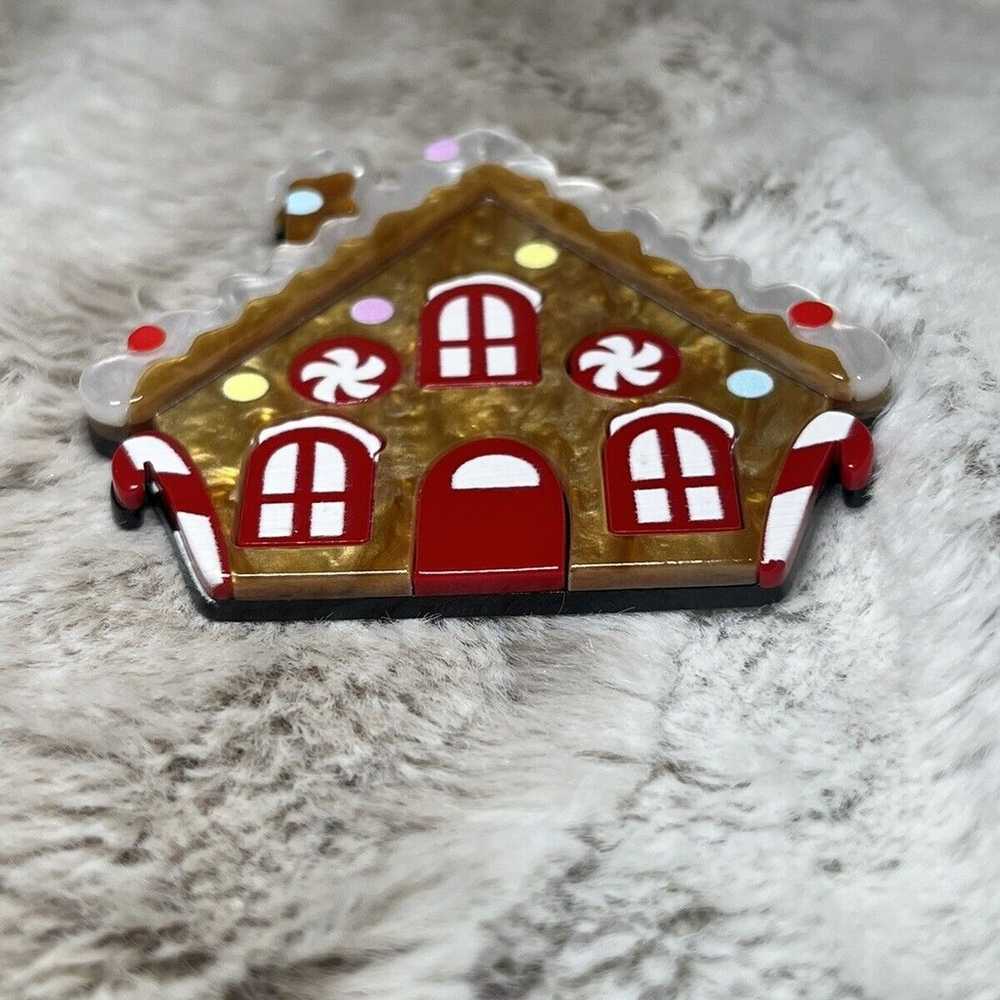 Gingerbread House Brooch Pin Adorable Christmas - image 3