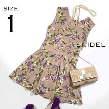 Snidel Classical Flower Print Floral Cut-out Dress