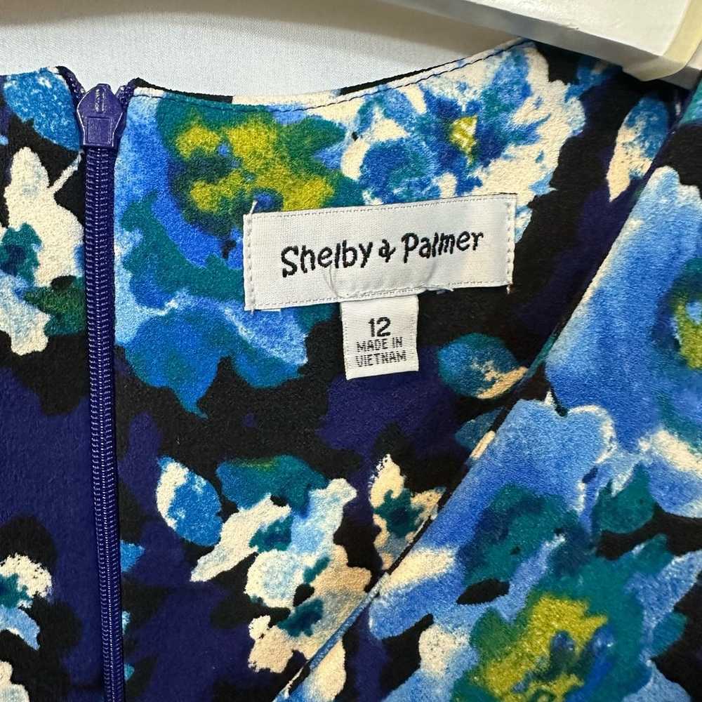 Shelby & Palmer Blue Floral V-Neck Knee Length Dr… - image 5