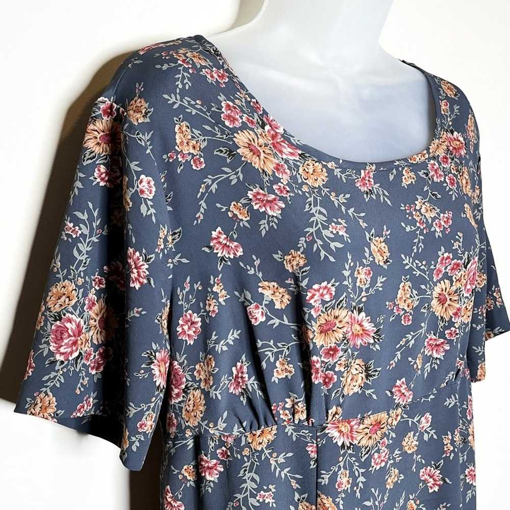 EXPRESS Vintage blue floral tie back short sleeve… - image 3