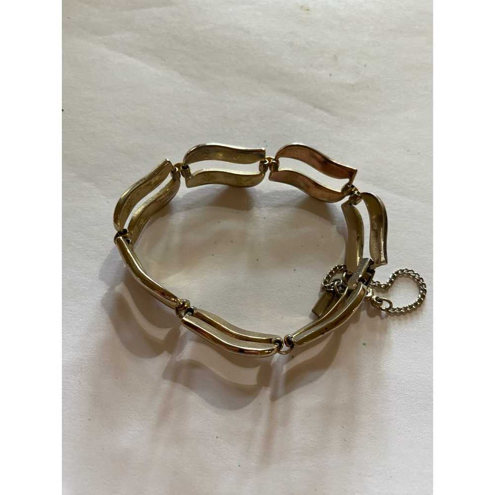 Monet gold tone bracelet.  Chain link vintage wom… - image 2