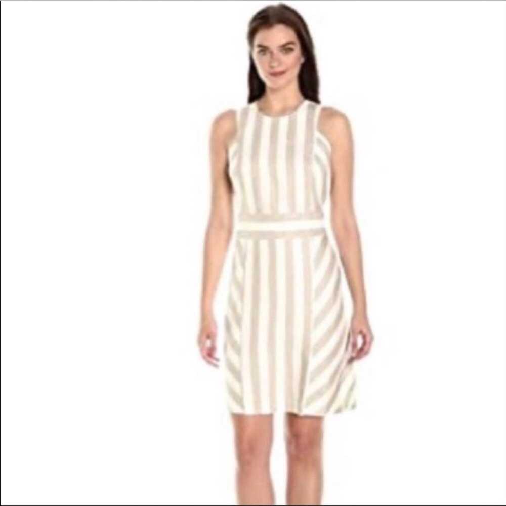 Sharagano size 4 striped shift dress - image 1