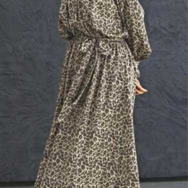 Green Label Relaxing Leopard Print Long Dress - image 1