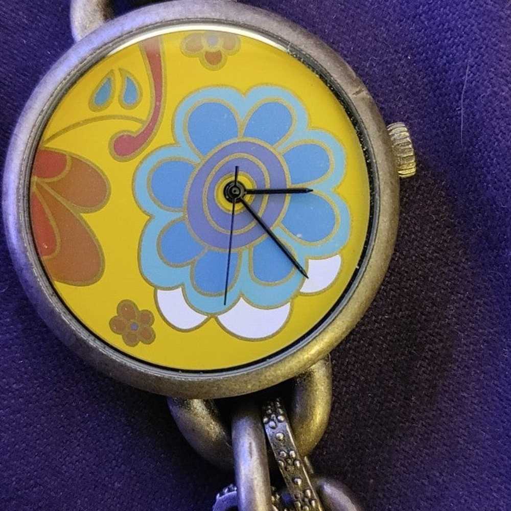 Lucky "peace & love" watch - image 2