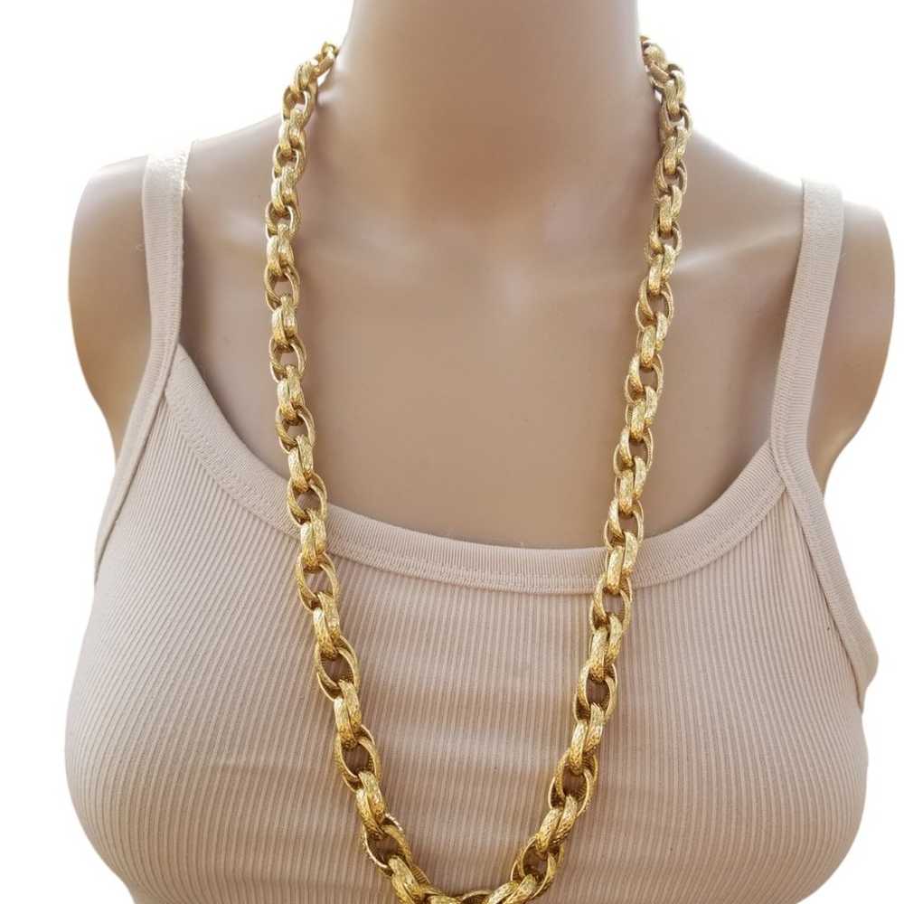 MONET VINTAGE 80s TEXTURED GOLDTONE CHUNKY CHAIN … - image 1