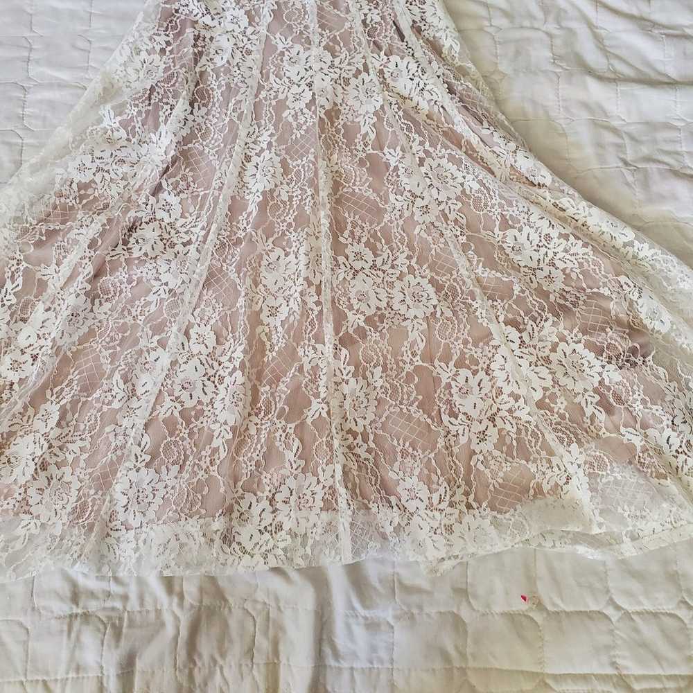 New lace dress - image 2