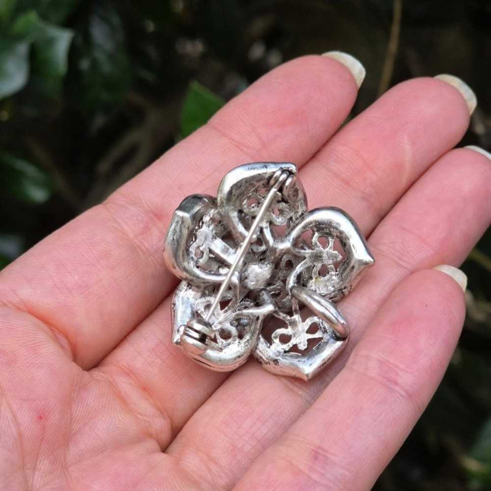 Vintage Camelia Flower Clear Rhinestones Silver T… - image 4