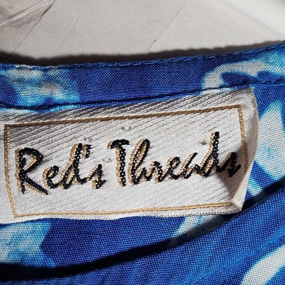 Red's Threads Blue Tie Dye White Floral Pullover … - image 7