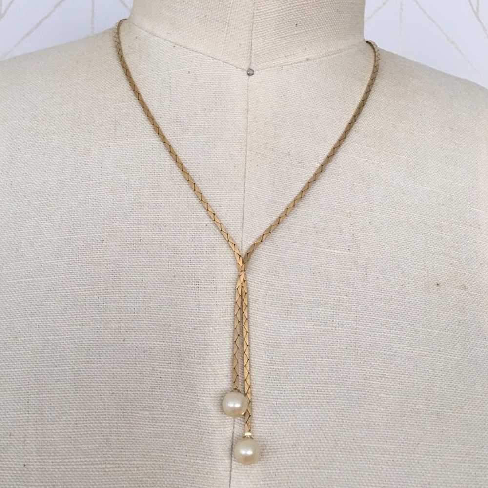 Vintage Hobe signed gold X shape pearls necklace - image 2