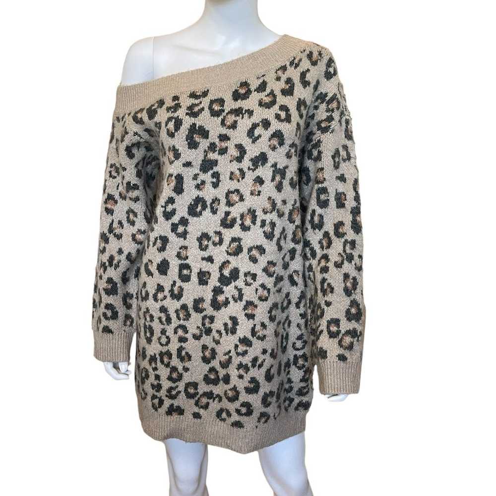 New ~ STEVE MADDEN ~ Animal Print Off-The-Shoulde… - image 3