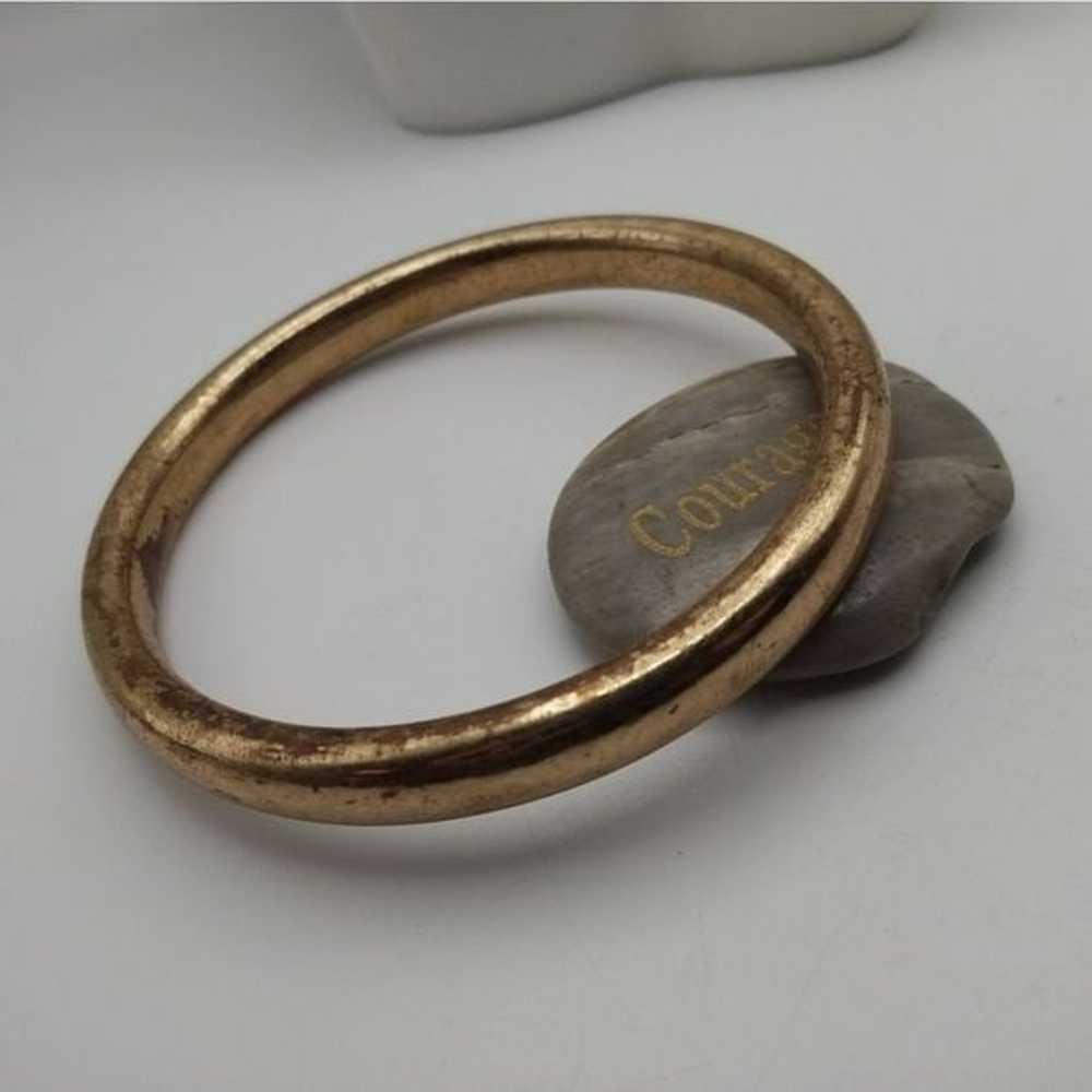 Antiquated gold toned saucer round bracelet - image 2