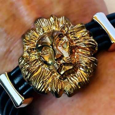 Fine Art Black Leather Gold Metal Bracelet Lion Me