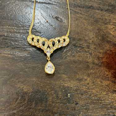 Gold Tone Necklace Trifari Vintage