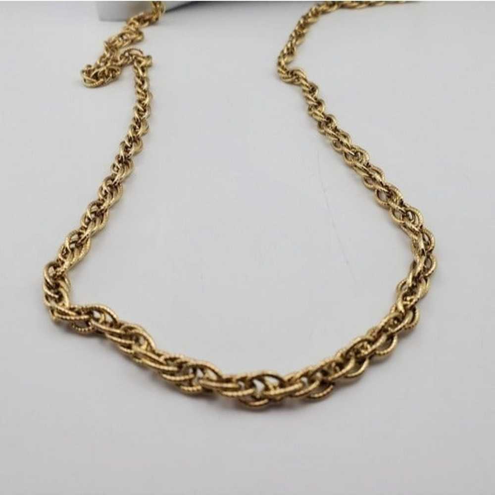 Avon chain link thick estate necklace N1011 - image 2