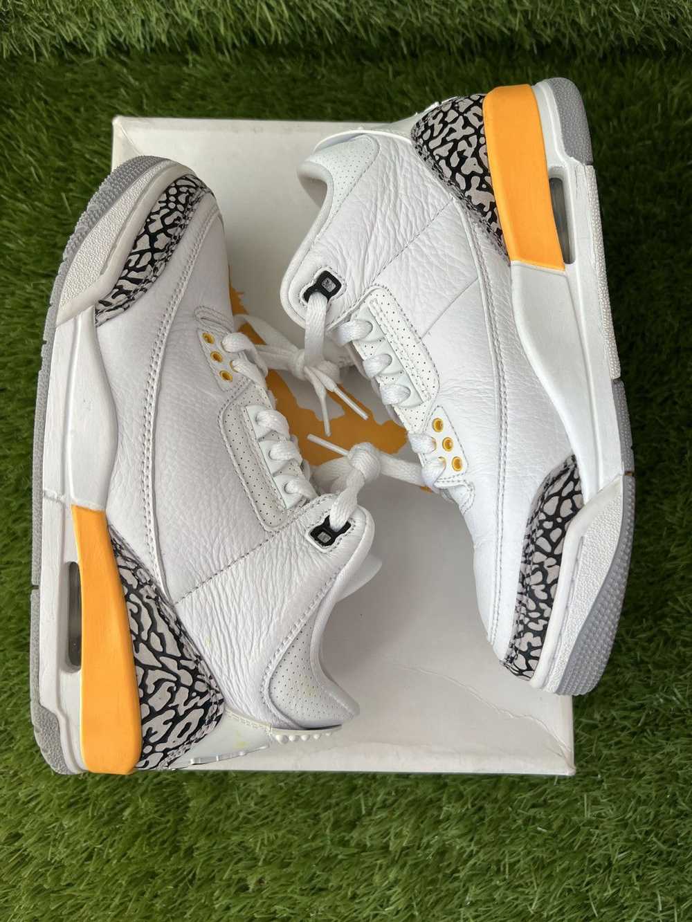 Jordan Brand × Nike Nike Air Jordan 3 Retro Laser… - image 4