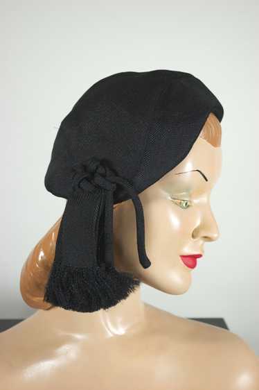 Asymmetrical beret hat early 1950s black wool silk