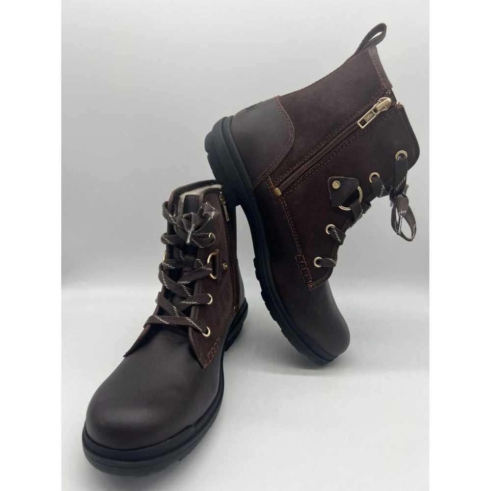 Ugg Leather snow boots - image 3