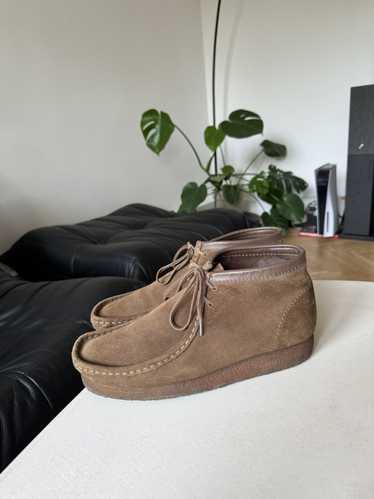 Clarks × Luxury × Vintage Clarks wallabee boot sue