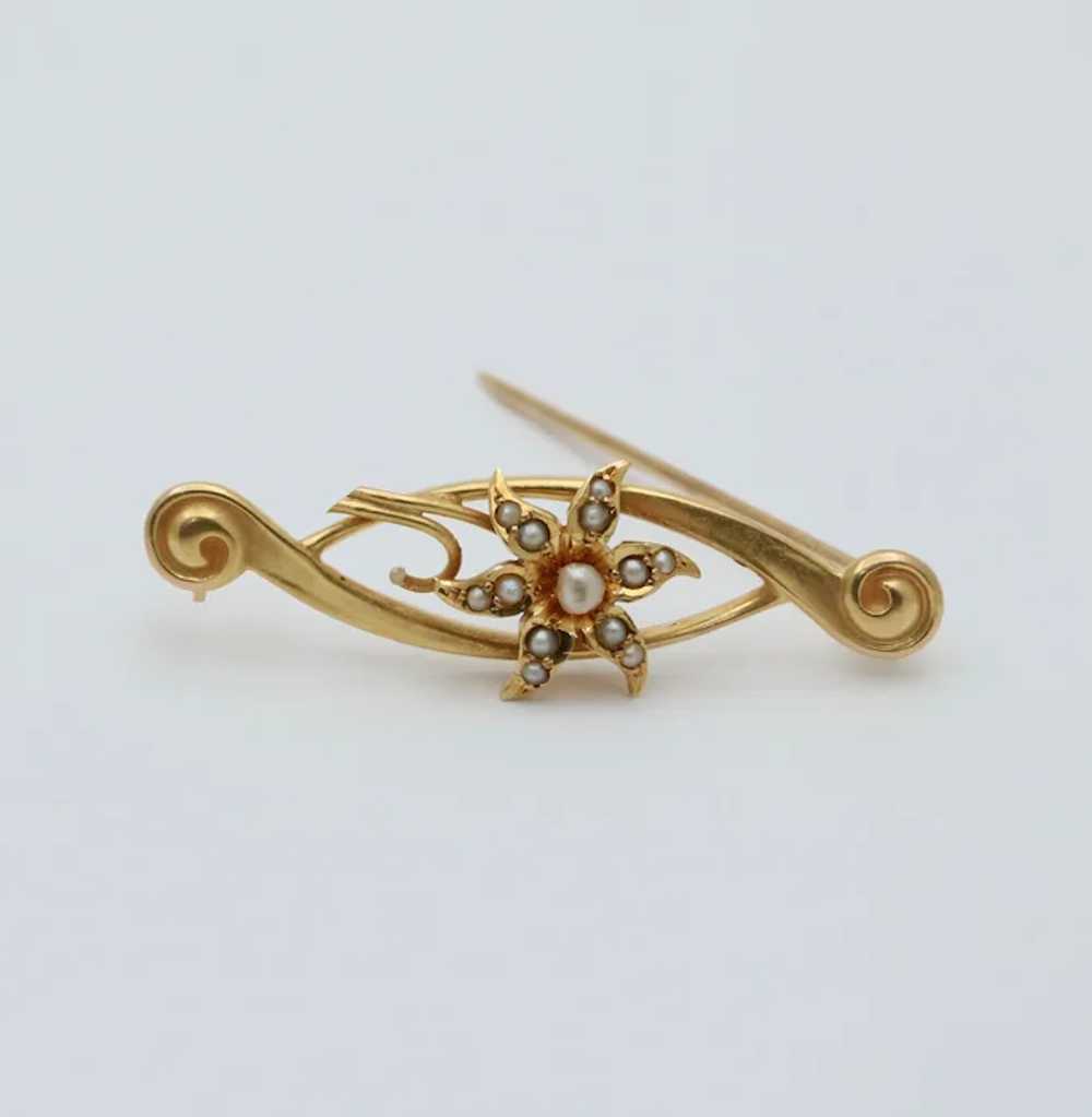 Art Nouveau 14K Yellow Gold Floral Pearl Brooch - image 7