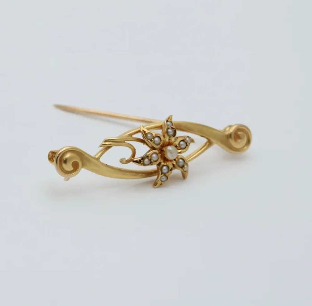 Art Nouveau 14K Yellow Gold Floral Pearl Brooch - image 8