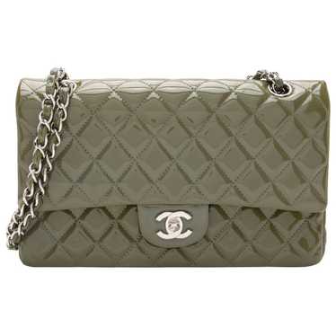 Chanel Leather handbag