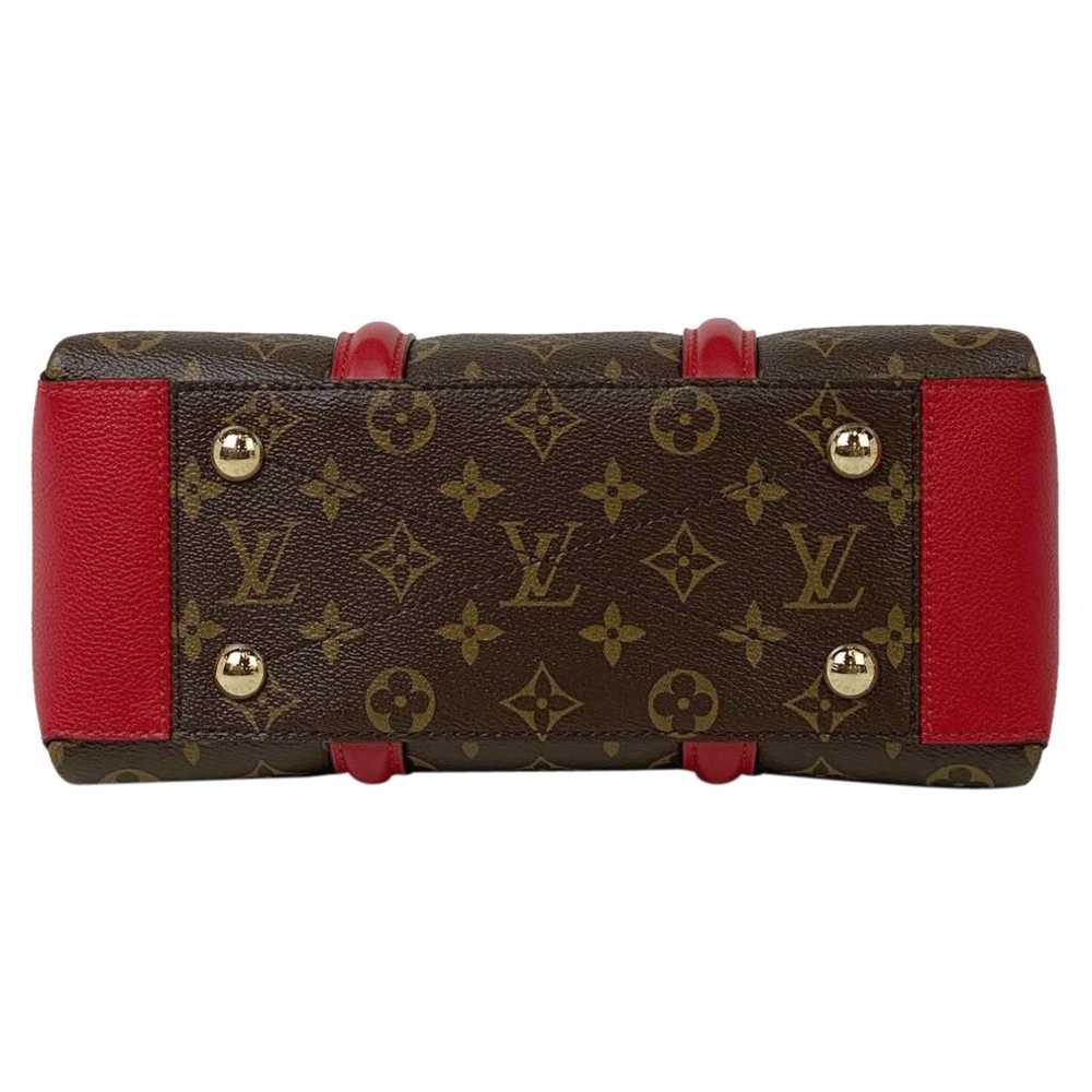 Louis Vuitton Soufflot leather handbag - image 4