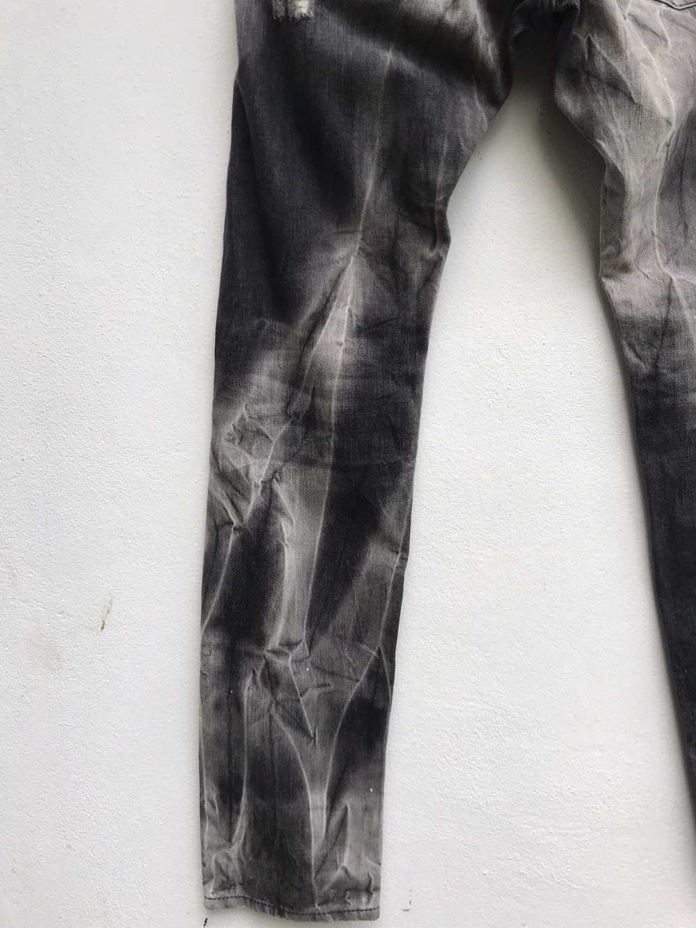 Dsquared2 Made in Italy Distressed Denim Paint Sp… - image 12