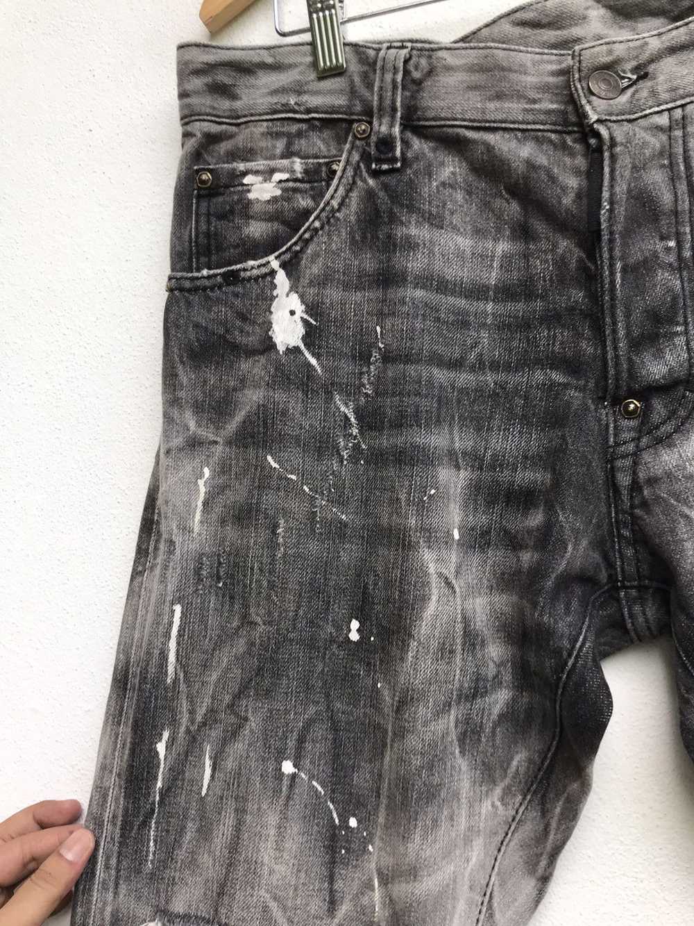 Dsquared2 Made in Italy Distressed Denim Paint Sp… - image 8