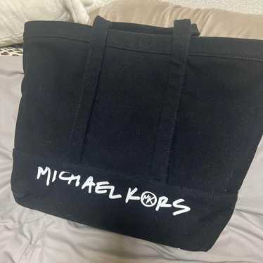 Michael Kors Black Large Capacity Tote Bag MICHAE… - image 1