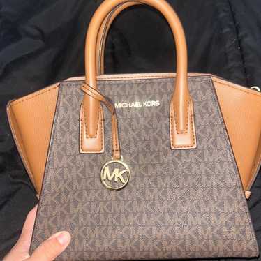 Michael Kors Brown And Gold HandBag