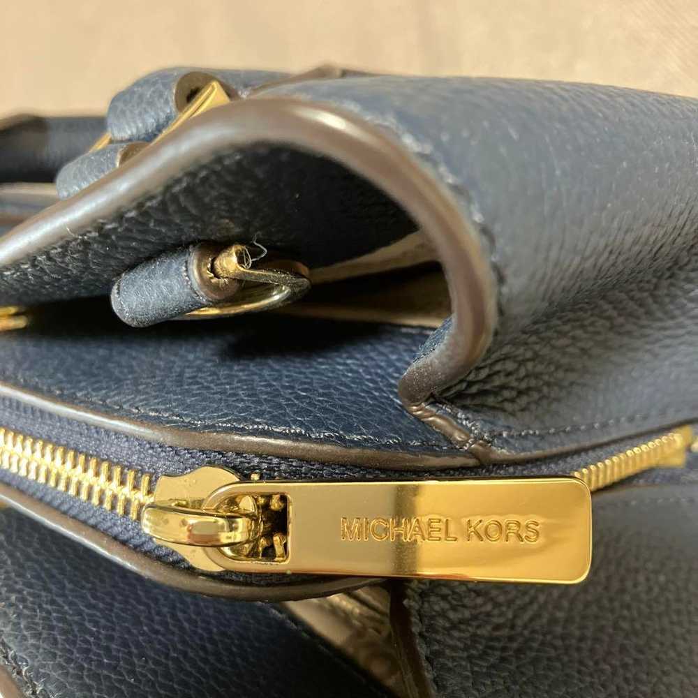 Excellent condition Michael Kors handbag - image 9