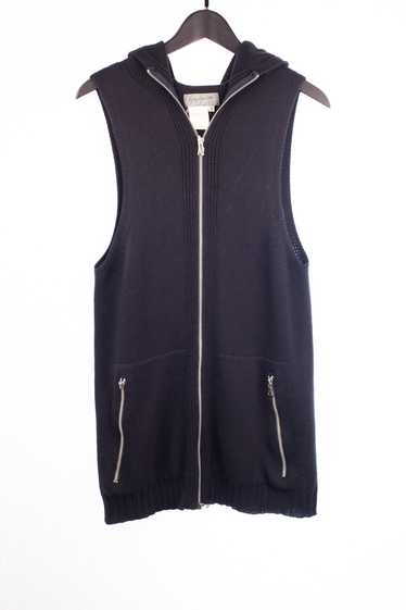 Sleeveless knit hoodie