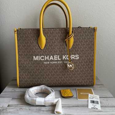 Michael Kors Mirella medium tote