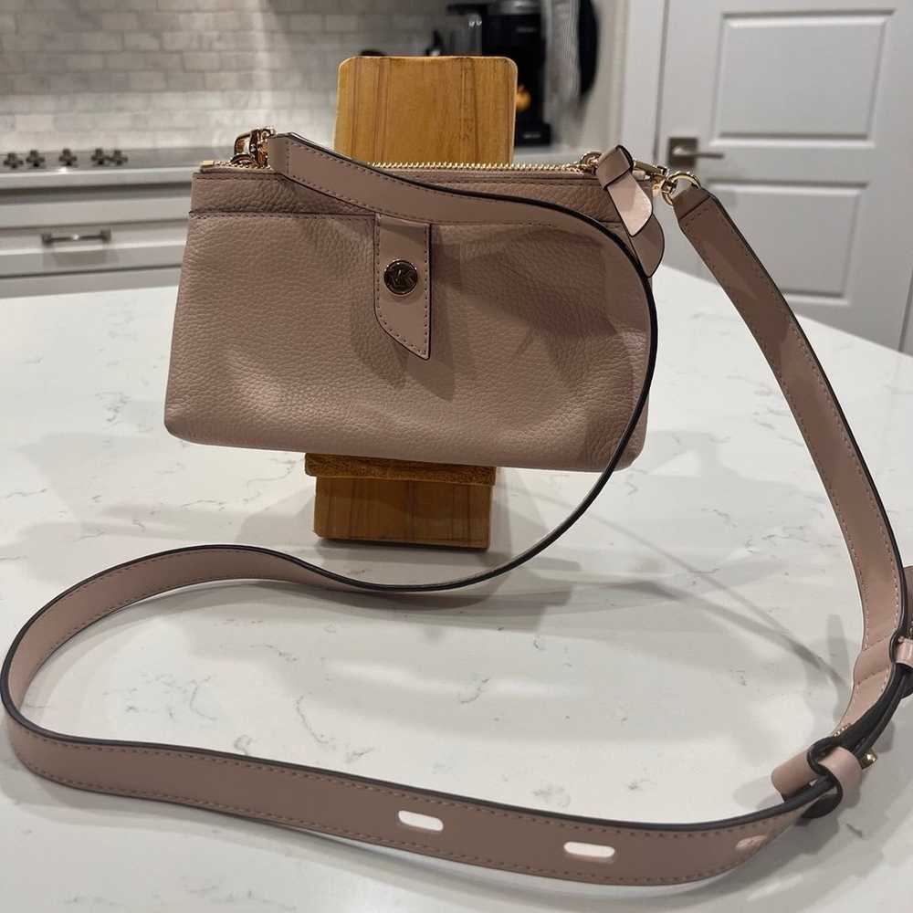 Micheal Kors Crossbody - image 1