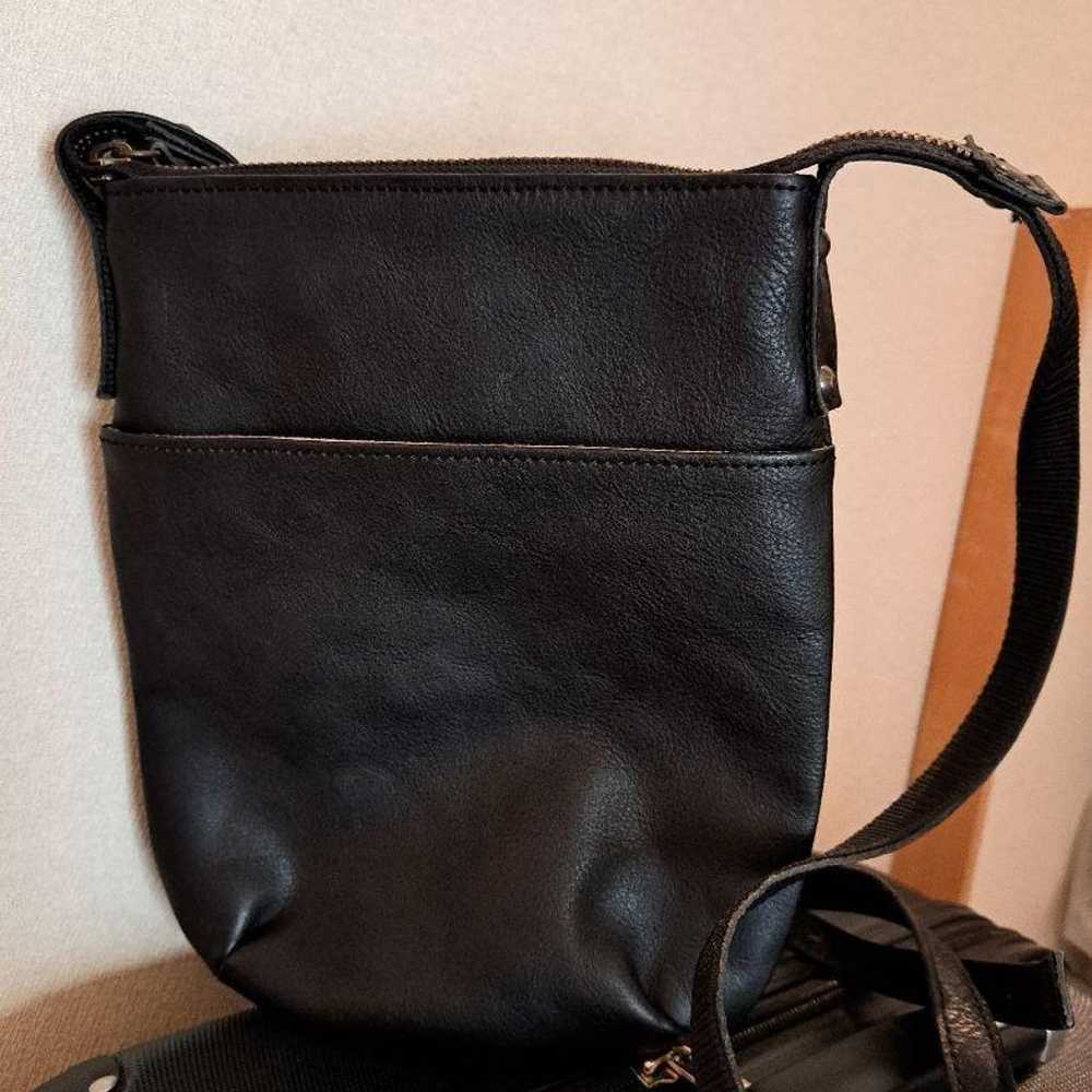 Cowhide shoulder bag - image 2