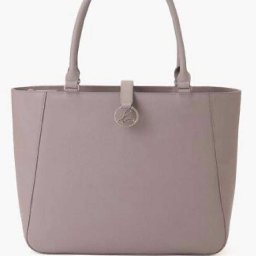 Agnes b. UAS01-03 Tote Bag Beige - image 1