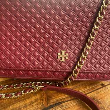 Tory Burch  Red Agate Marion Small