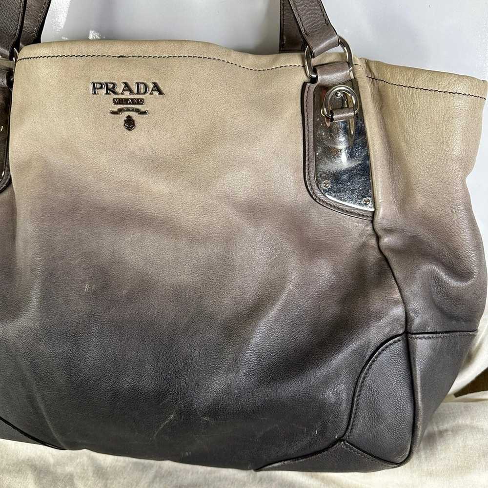 PRADA VITELLO OMBRÉ DEERSKIN LEATHER TOTE/SHOULDE… - image 4