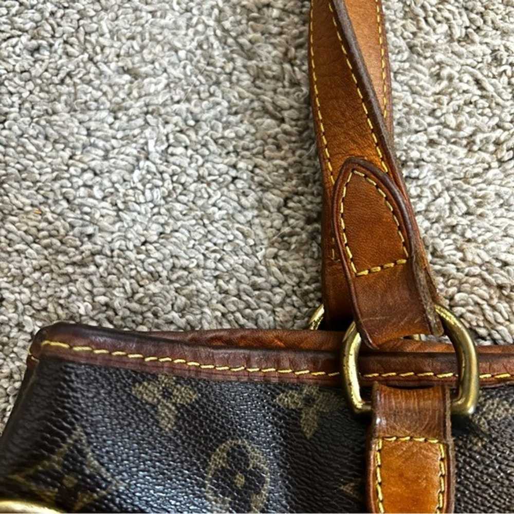 Louis Vuitton Authentic Batignolles Tote Shoulder… - image 4