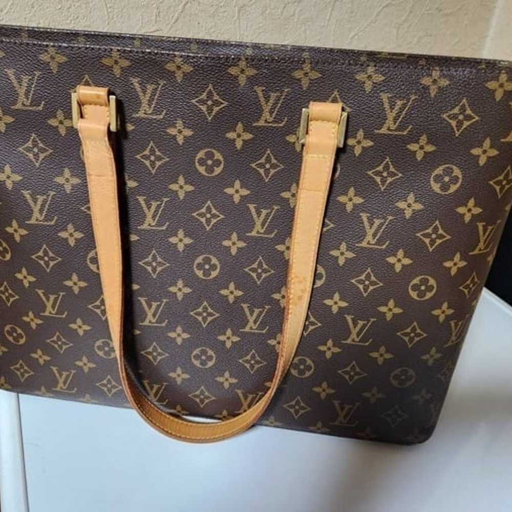 Louis Vuitton Tote in very good condition with du… - image 1