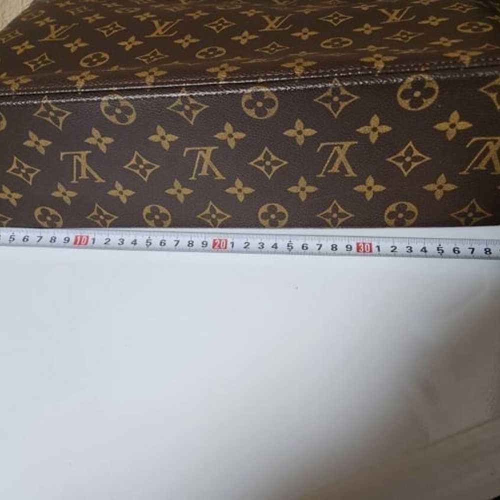 Louis Vuitton Tote in very good condition with du… - image 9