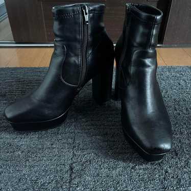 RANDA M size black leather short boots high heels