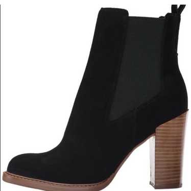 Marc fisher Booties