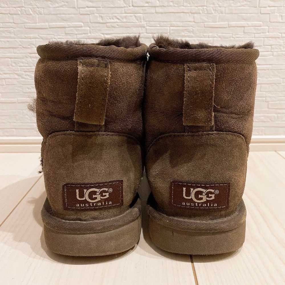 UGG Australia Sheepskin Boots - image 4