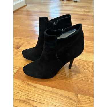 Diego di Lucca Black Suede Booties Size 8