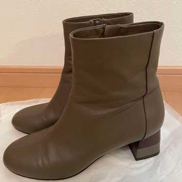 Odette e Odile Boots 23.5cm