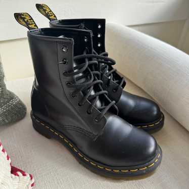 Doc Martens Lace Up