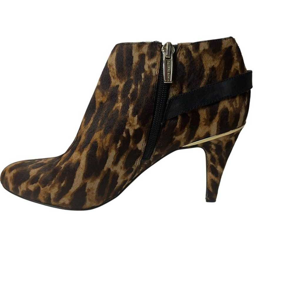 Vince Camuto VC-VESELA3 Size 9M Animal Print Calf… - image 2